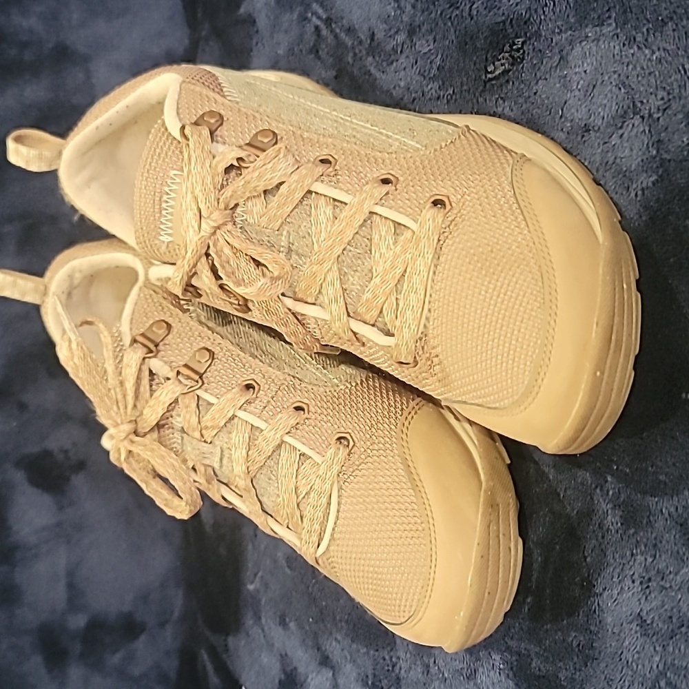 Chaco Women's Tan Athletic Hiking Shoes Sneakers Outdoor Trail Size 11 - Picture 3 of 8
